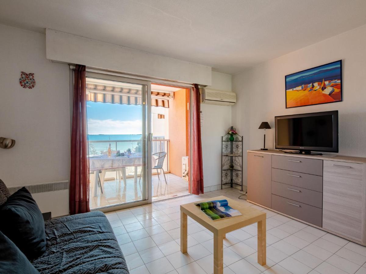 Le Capitole-3 By Interhome